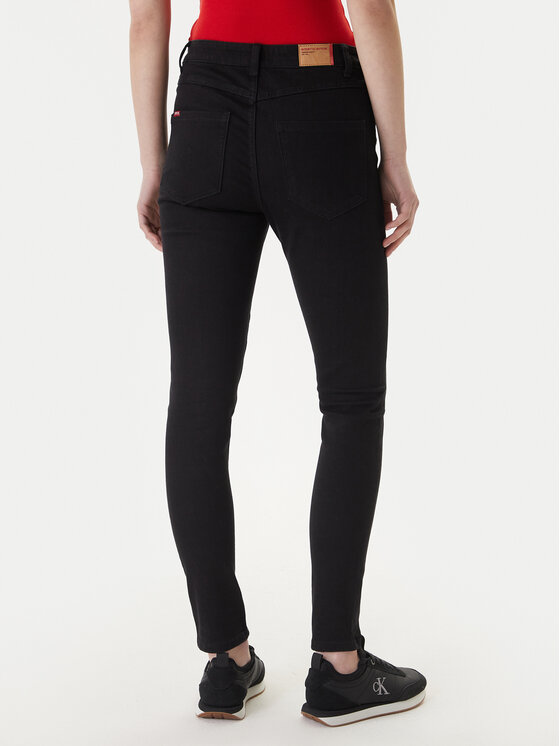 Americanos Americanos Jeansy Dakota W126-AMLTR-1005-48D Černá Skinny Fit