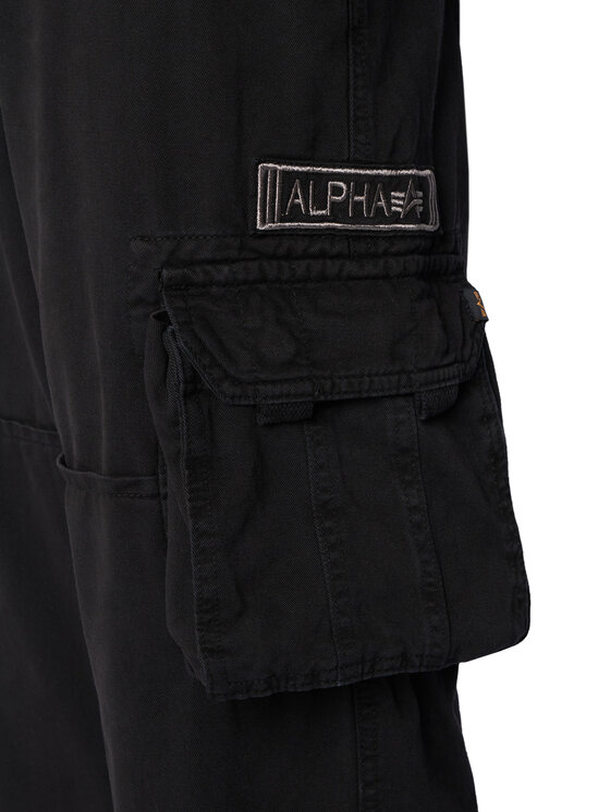 Alpha Industries Alpha Industries Hlače Jet 101212 Crna Straight Fit