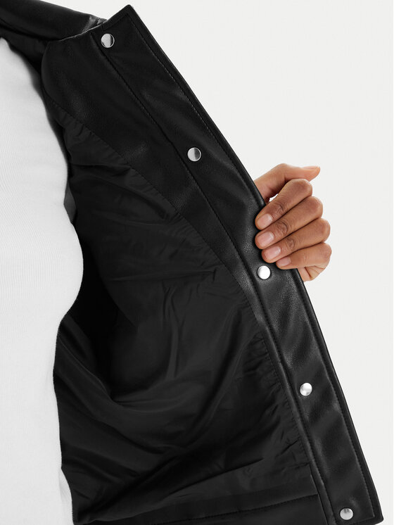 Karl Lagerfeld Jeans Karl Lagerfeld Jeans Dirbtinės odos striukė B1W15027 Juoda Regular Fit