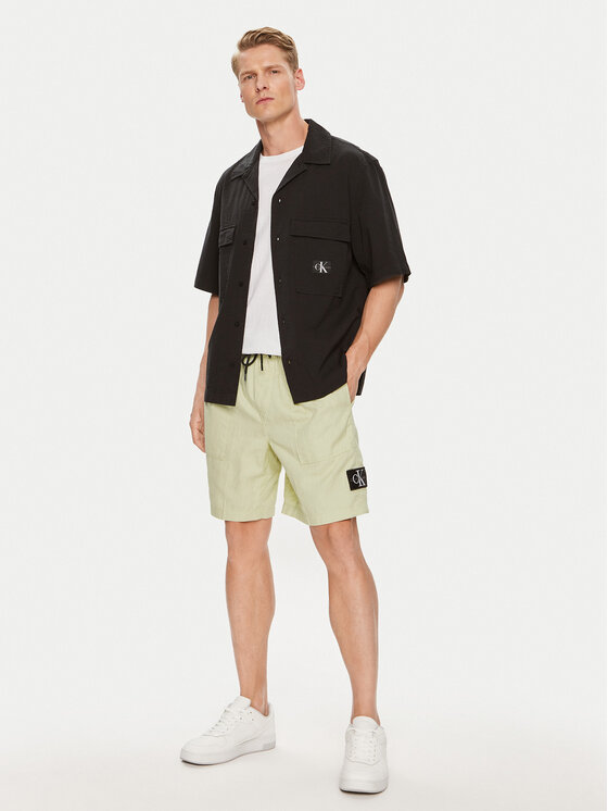 Calvin Klein Jeans Calvin Klein Jeans Auduma šorti J30J325475 Zaļš Regular Fit