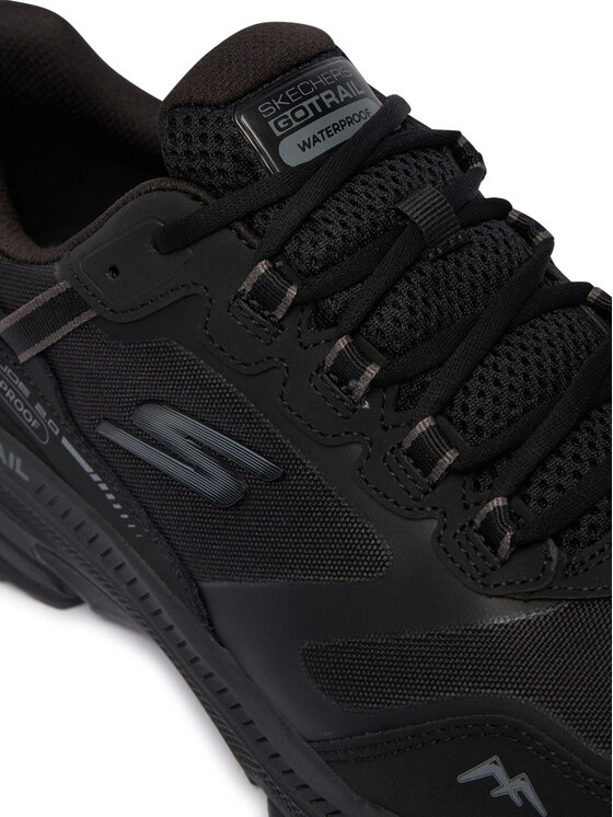 Skechers Skechers Маратонки за бягане Go Run Trail Altitude 2.0 220757 BBK Черен