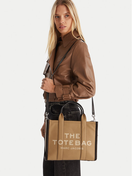 Marc Jacobs Marc Jacobs Дамска чанта H007L01RE22 Кафяв