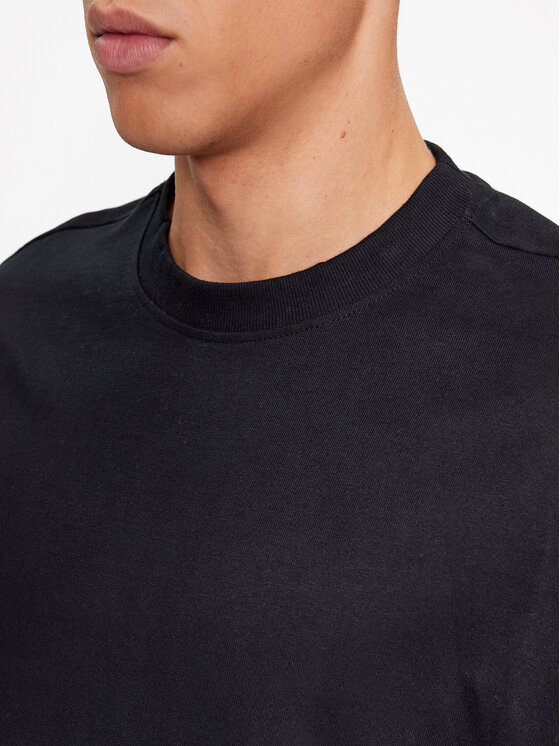 Only & Sons Only & Sons T-shirt Millenium 22027787 Crna Oversize