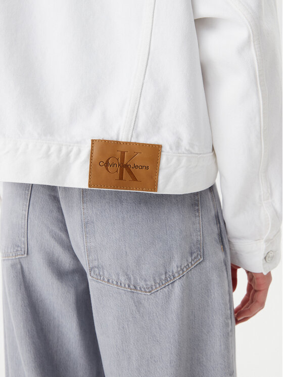 Calvin Klein Jeans Calvin Klein Jeans Džinsinė striukė J20J225181 Balta Boxy Fit