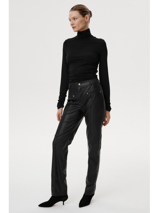 MARI PRETI MARI PRETI Dolcevita Lisara Nero Regular Fit