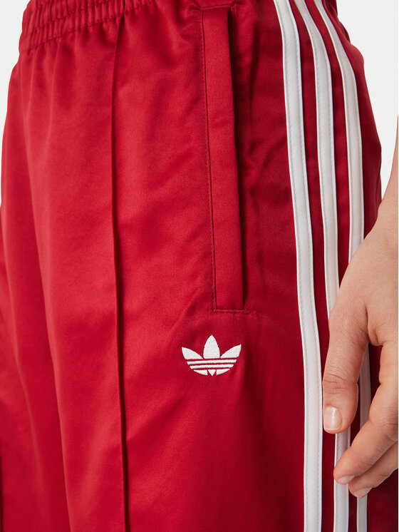 adidas adidas Pantaloni trening Satin Sst Loose Trackpant KS7338 Roșu Relaxed Fit