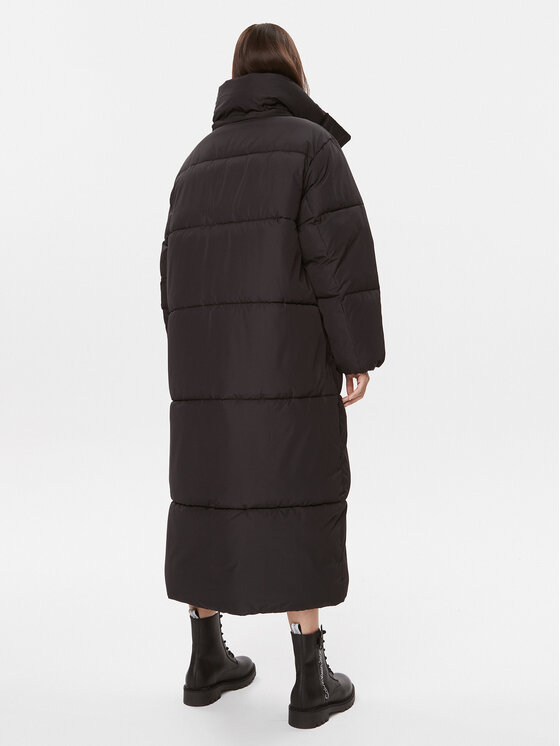 Calvin Klein Jeans Calvin Klein Jeans Pehelykabát J20J221888 Fekete Oversize