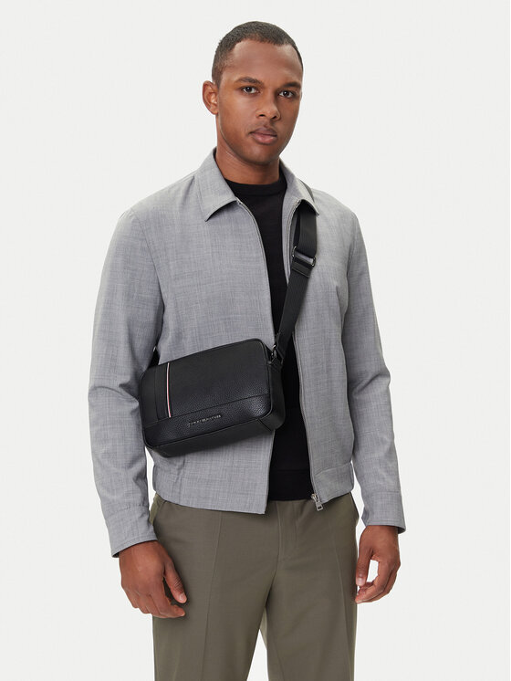 Tommy Hilfiger Geantă crossover Th Central Ew Reporter AM0AM13635 Negru