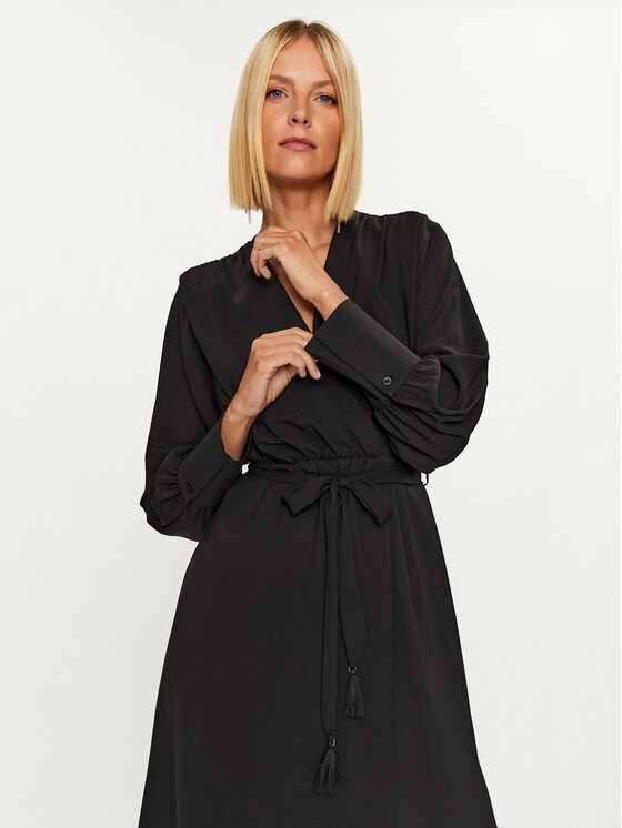 Rinascimento Rinascimento Ежедневна рокля CFC0116051003 Черен Regular Fit