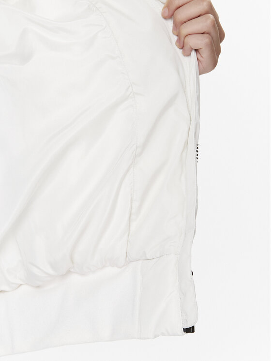 Calvin Klein Jeans Calvin Klein Jeans Zimní bunda J20J222334 Bílá Relaxed Fit