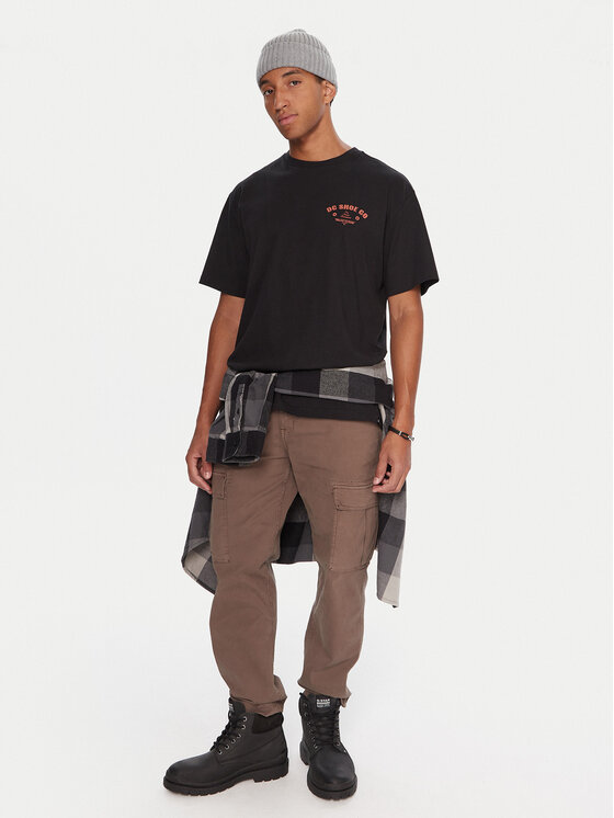 DC DC T-shirt Pro Service EDYZT04370 Crna Heritage Fit
