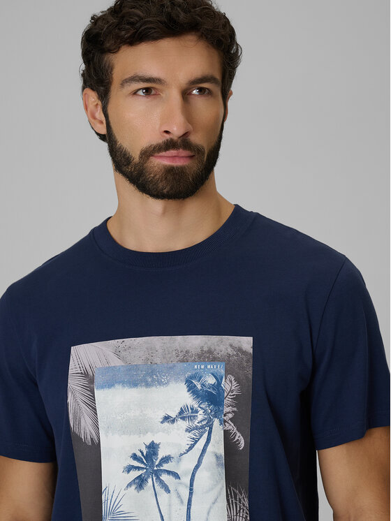4F 4F T-Shirt BEACHWEAR Granatowy Regular Fit