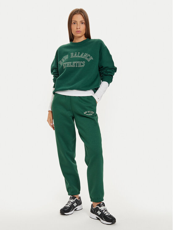 New Balance New Balance Jogginghose WP43500 Grün Relaxed Fit