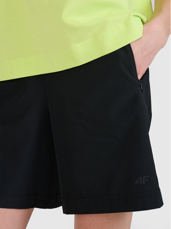 4F 4F Szorty materiałowe BEACHWEAR BASIC Czarny Regular Fit