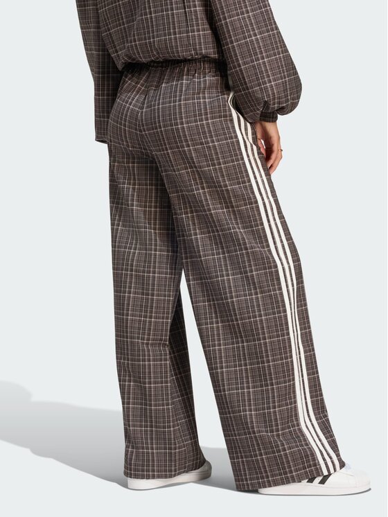 adidas adidas Spodnie dresowe 171909 Brązowy ciemny Loose Fit