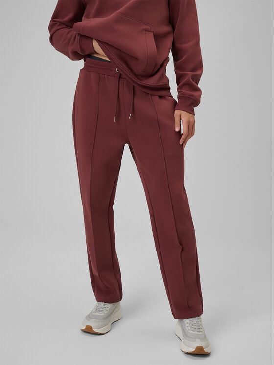 4F 4F Spodnie dresowe SPORT STORIES 25/26 Bordowy Regular Fit