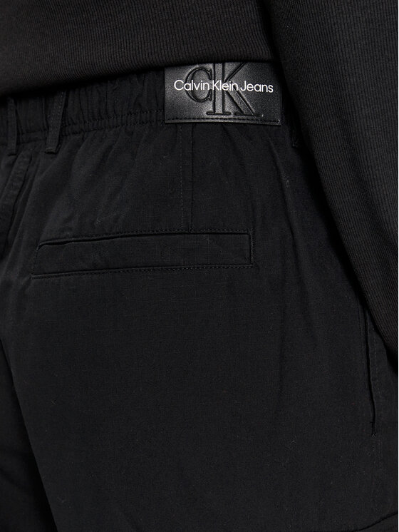 Calvin Klein Jeans Calvin Klein Jeans Pantaloni cargo Essential Regular Cargo Pant J30J324692 Negru Regular Fit