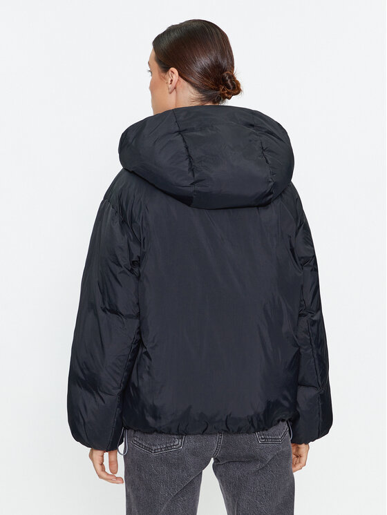 Levi's® Levi's® Pūkinė striukė Pillow Bubble A5880-0000 Juoda Relaxed Fit