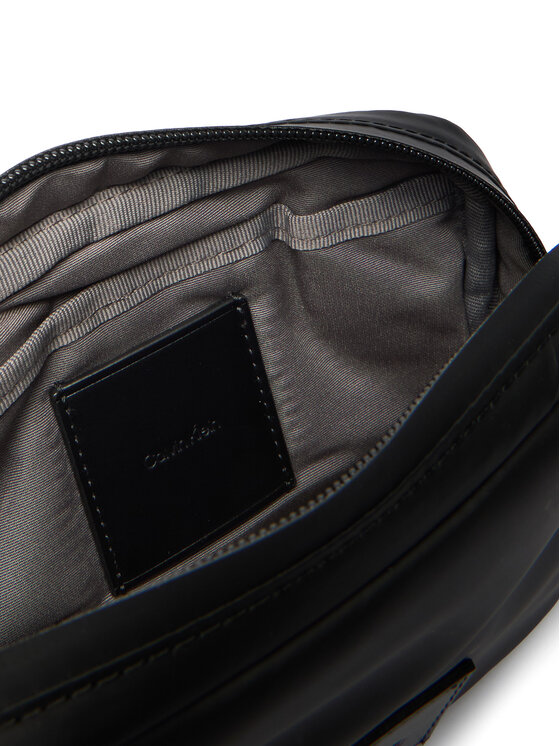 Calvin Klein Calvin Klein Geantă crossover Puffer Utility Zip Puch LV04D1114G Negru