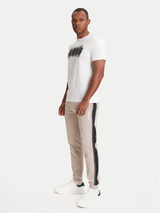 Guess Guess Долнище анцуг Z2YB09 KB3P2 Бежов Regular Fit