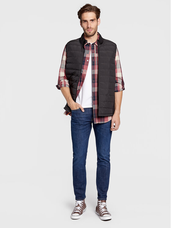 Wrangler Wrangler Kamizelka W4G7Y3101 112324320 Czarny Regular Fit