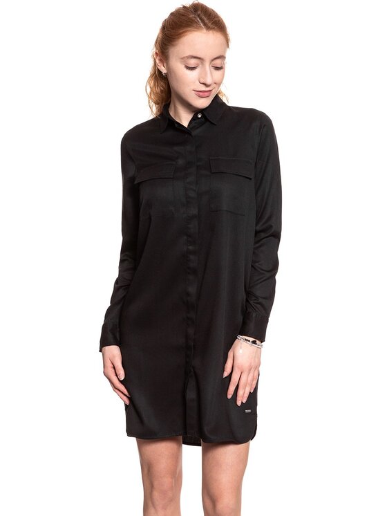 Wrangler Wrangler Sukienka codzienna LS UTILITY DRESS Czarny Regular Fit