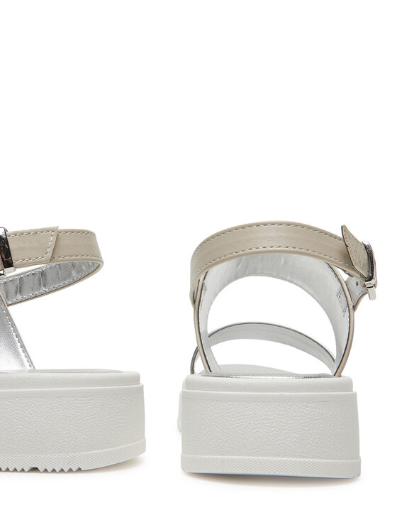 Calvin Klein Jeans Calvin Klein Jeans Sandały V4A2-82053-0371A S Beżowy