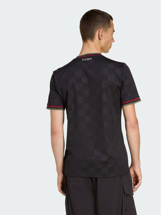 adidas adidas T-Shirt 157855 Czarny Slim Fit