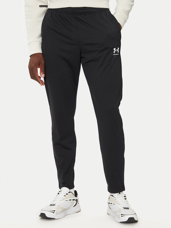 Under Armour Spodnji Del Trenirke UA Challenger 1382602 Črna Regular Fit