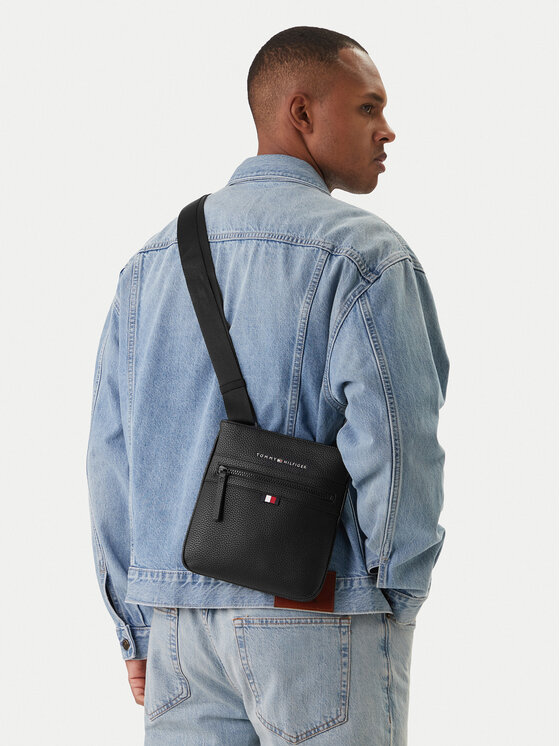 Tommy Hilfiger Geantă crossover Essential Pu Mini Crossover AM0AM09505 Negru