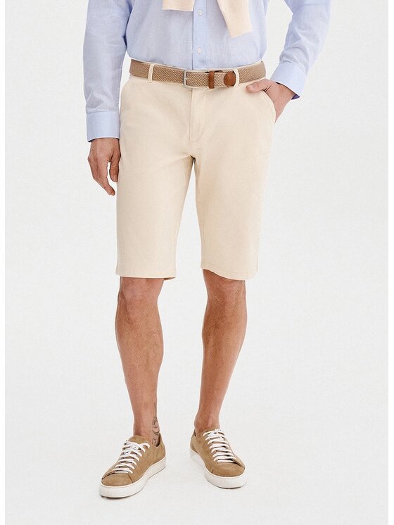 Pako Lorente Pako Lorente Szorty materiałowe P25SB-WS-005 Beżowy Classic Fit