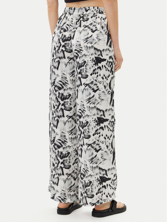 Volcom Volcom Hlače Alix B1212504 Bijela Relaxed Fit