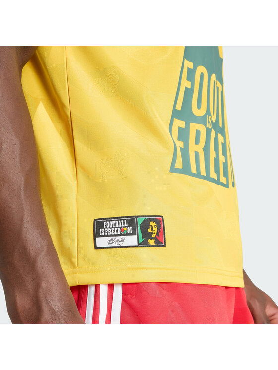 adidas adidas T-Shirt 162233 Żółty Regular Fit
