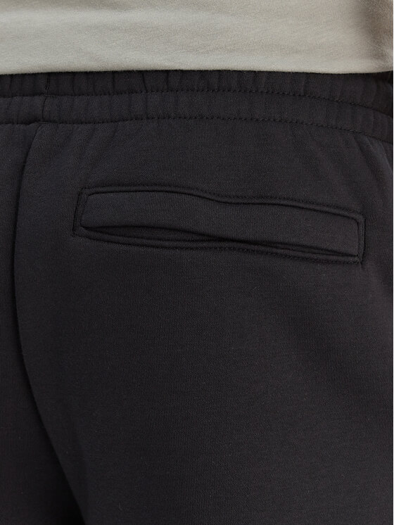 Under Armour Under Armour Спортни шорти UA Icon Fleece 1380377 Черен Regular Fit