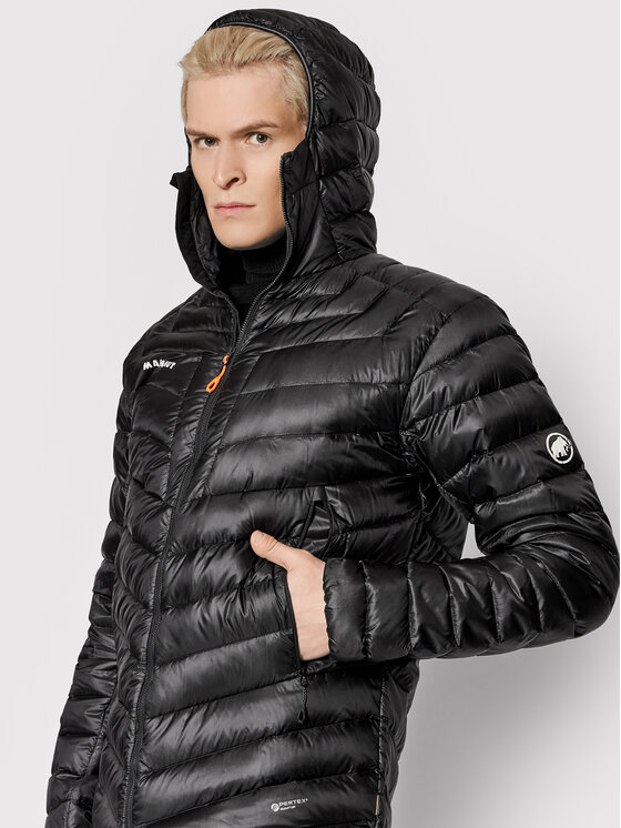 Mammut Mammut Μπουφάν πουπουλένιο Broad Peak 1013-00260-0047-115 Μαύρο Regular Fit
