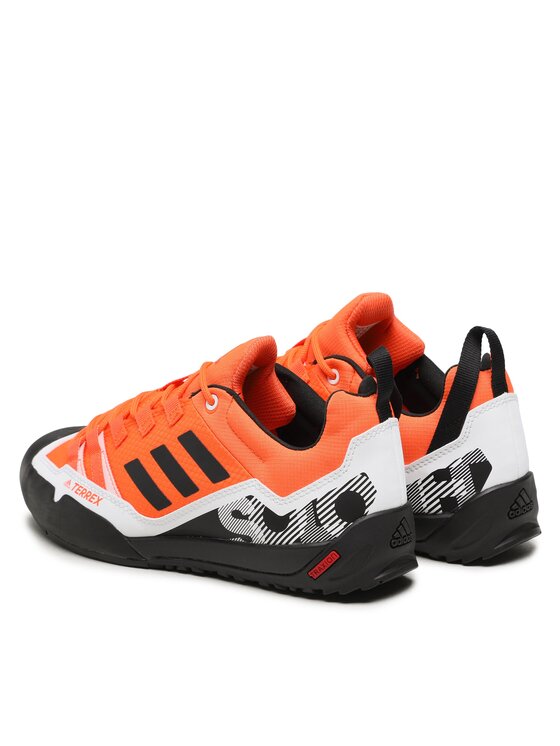 adidas adidas Трекінгові черевики Terrex Swift Solo Approach Shoes HR1302 Оранжевий
