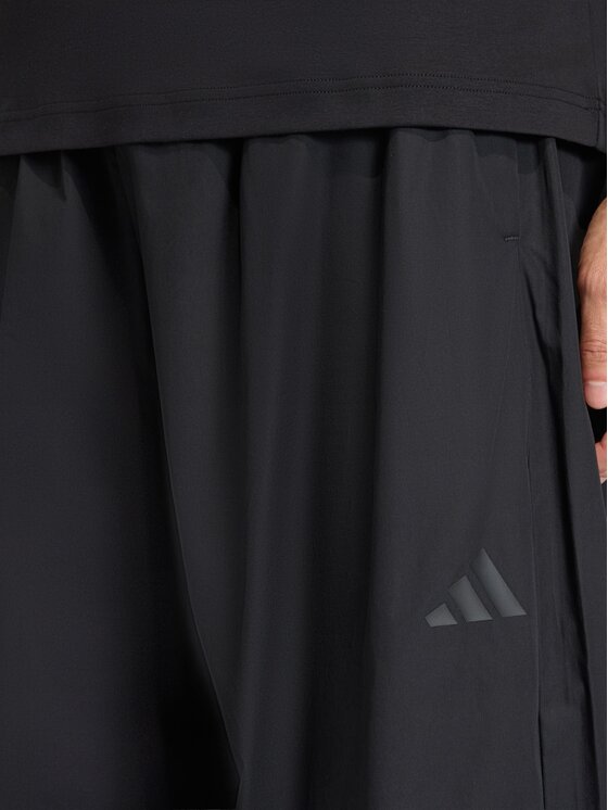 adidas adidas Spodnie materiałowe 158959 Czarny Loose Fit