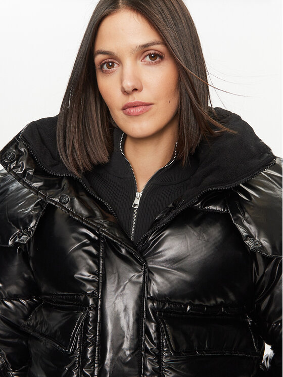 Calvin Klein Jeans Calvin Klein Jeans Зимно яке High Shine J20J221884 Черен Oversize