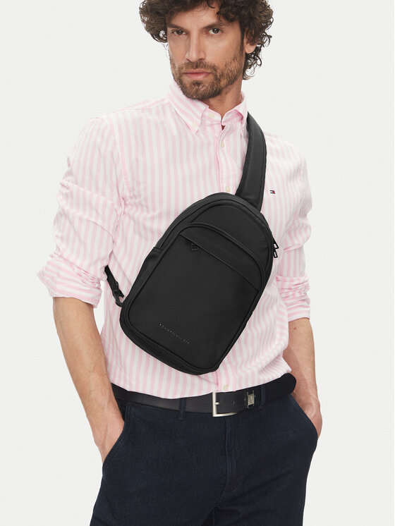 Tommy Hilfiger Tommy Hilfiger Плоска сумка Th Repreve Sling Bag AM0AM13363 Чорний