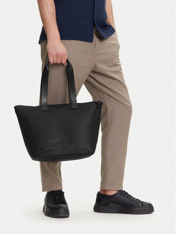 Emporio Armani Geantă EM001797 AF13454 UC001 Negru