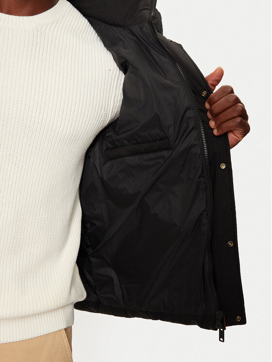 BOSS Boss Prsluk Odaini 50536013 Crna Regular Fit