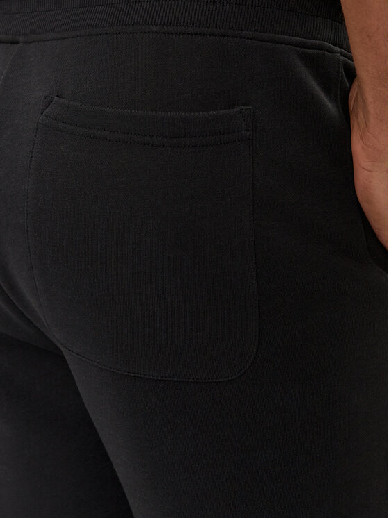 Gant Gant Spodnie dresowe Shield 2009026 Czarny Regular Fit