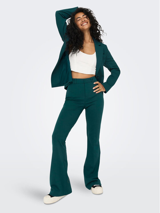 ONLY ONLY Pantaloni di tessuto Peach 15298660 Verde Flared Fit