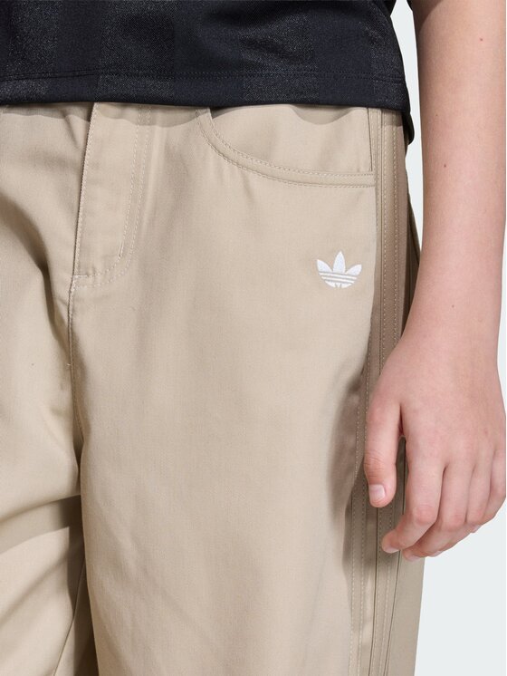 adidas adidas Spodnie materiałowe 158995 Beżowy Loose Fit