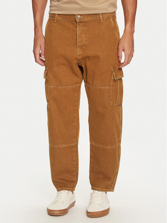 Mustang Mustang Pantaloni di tessuto Toledo 1015529 Marrone Loose Fit