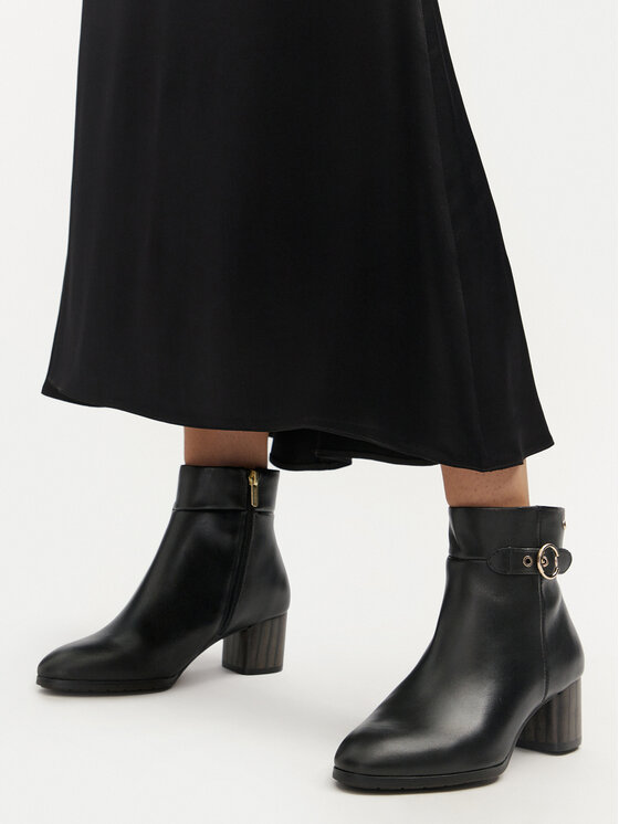 Pikolinos Pikolinos Botine Calafat W1Z-8588 Negru