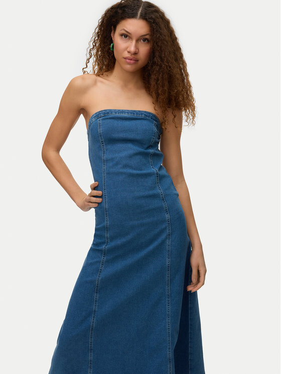 Vero Moda Vero Moda Jeans haljina Ailey 10328202 Plava Regular Fit