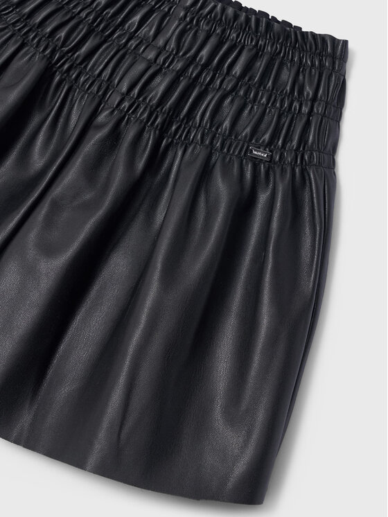 Mayoral Mayoral Pantaloncini in similpelle 4950 Nero Relaxed Fit