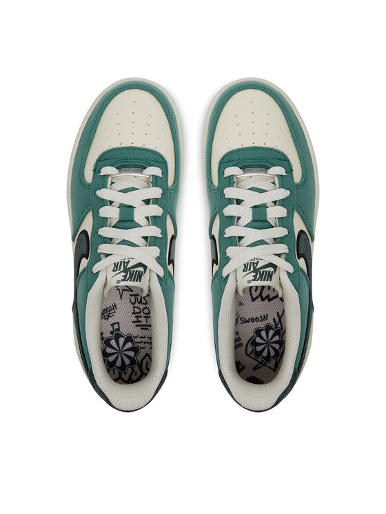 Nike Nike Сникърси Aire Force 1 LV 8 FN4731 100 GS Зелен