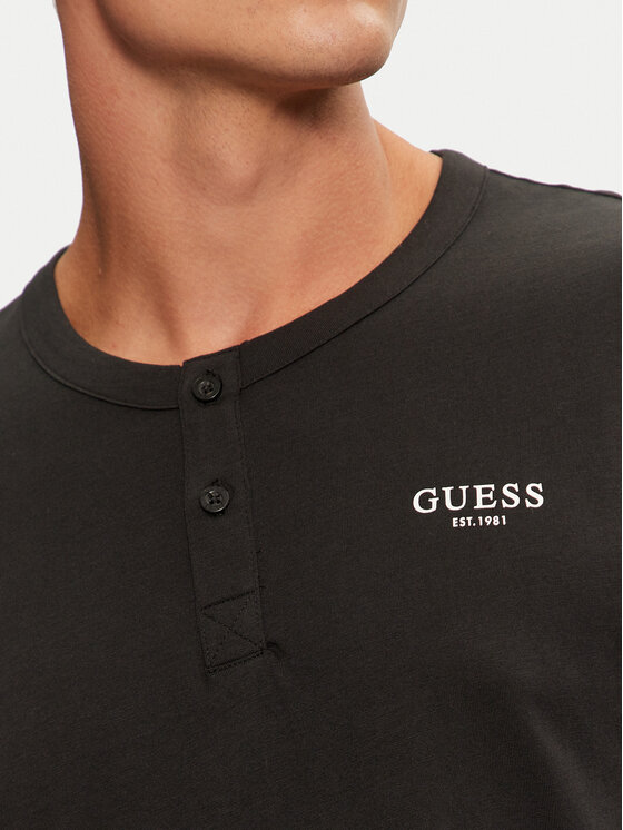 Guess Guess Pidžaamasärk U4YP30 KCAM1 Must Regular Fit